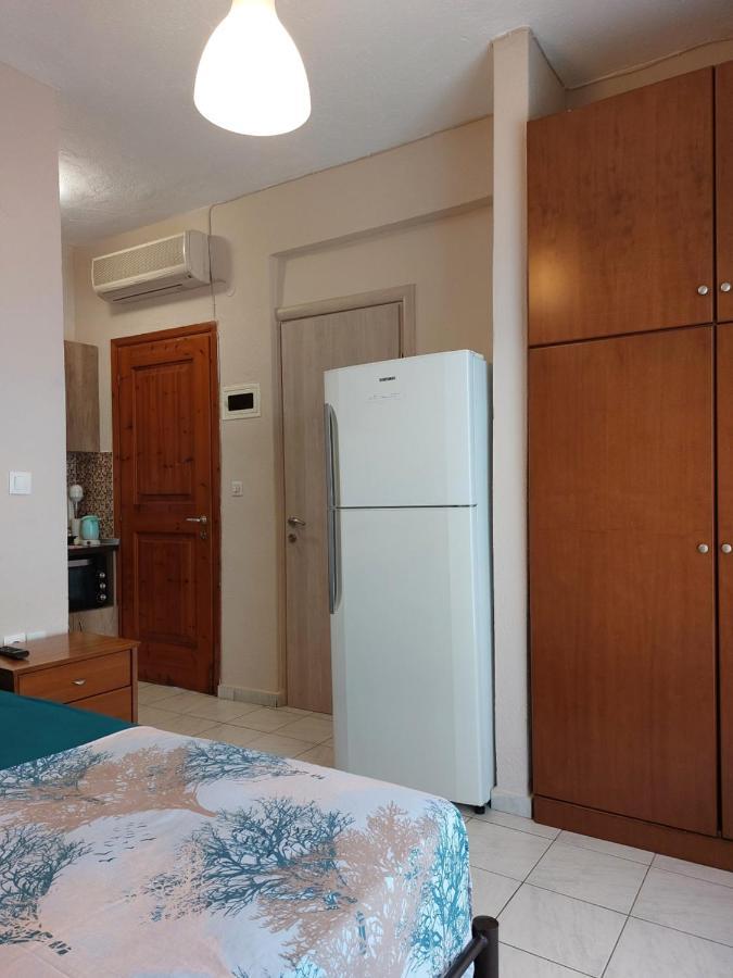 Athina Vourvourou Apartments ภายนอก รูปภาพ