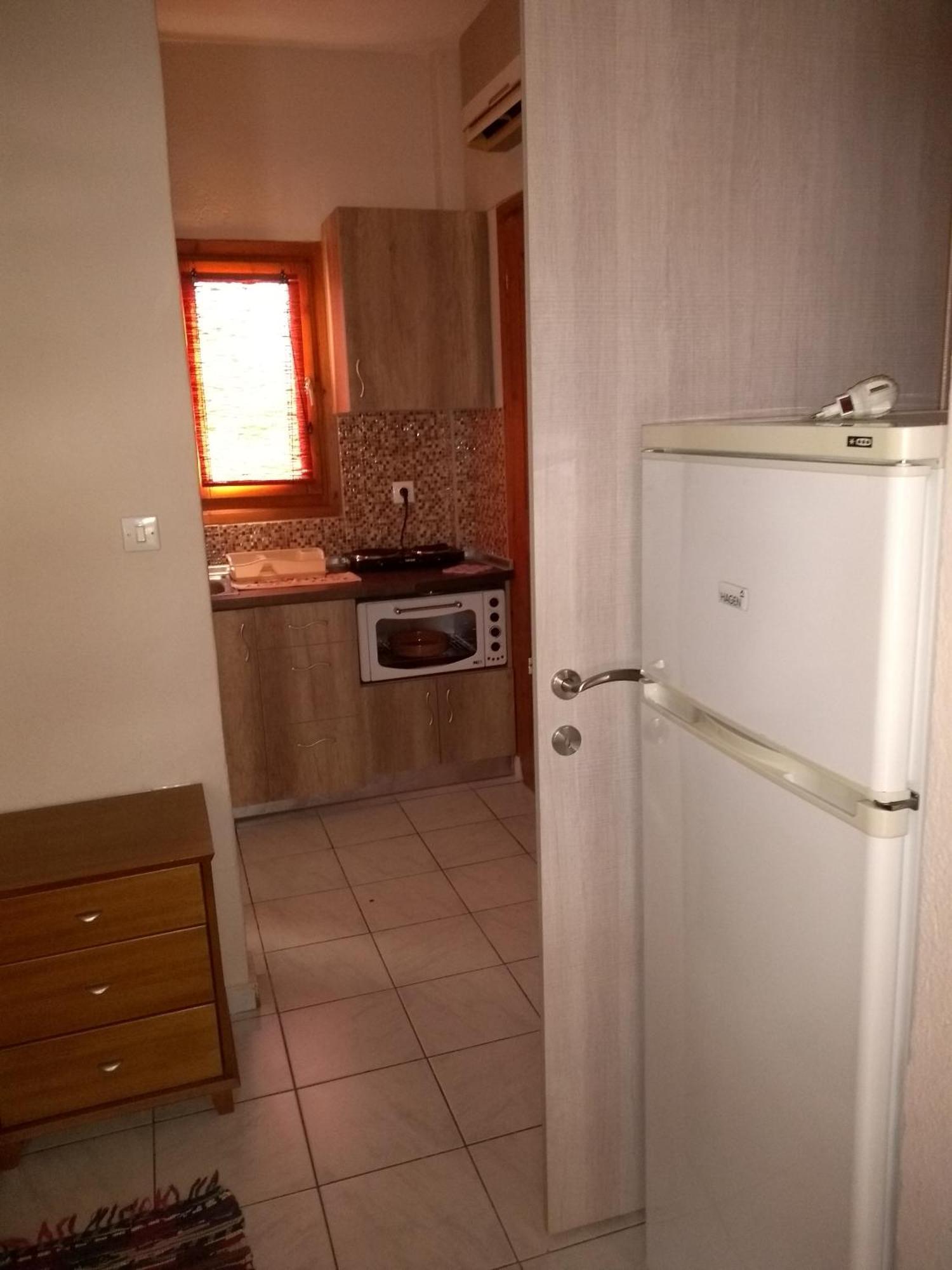 Athina Vourvourou Apartments ภายนอก รูปภาพ