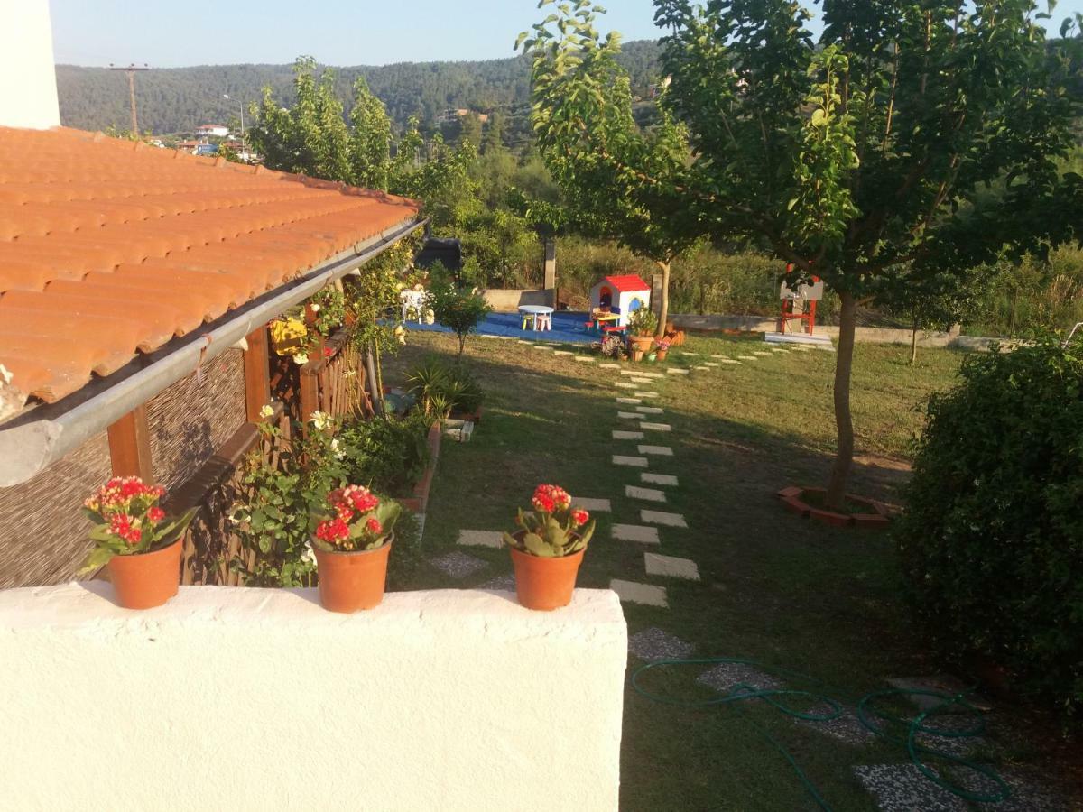Athina Vourvourou Apartments ภายนอก รูปภาพ